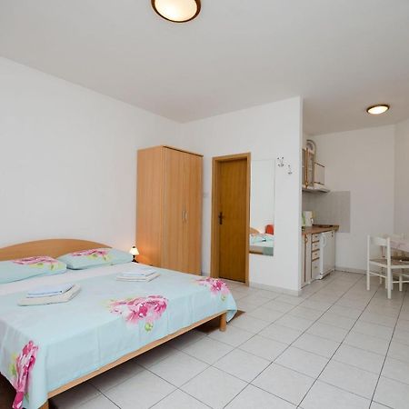 Apartments Branimir 诺维·维诺多尔斯基 外观 照片