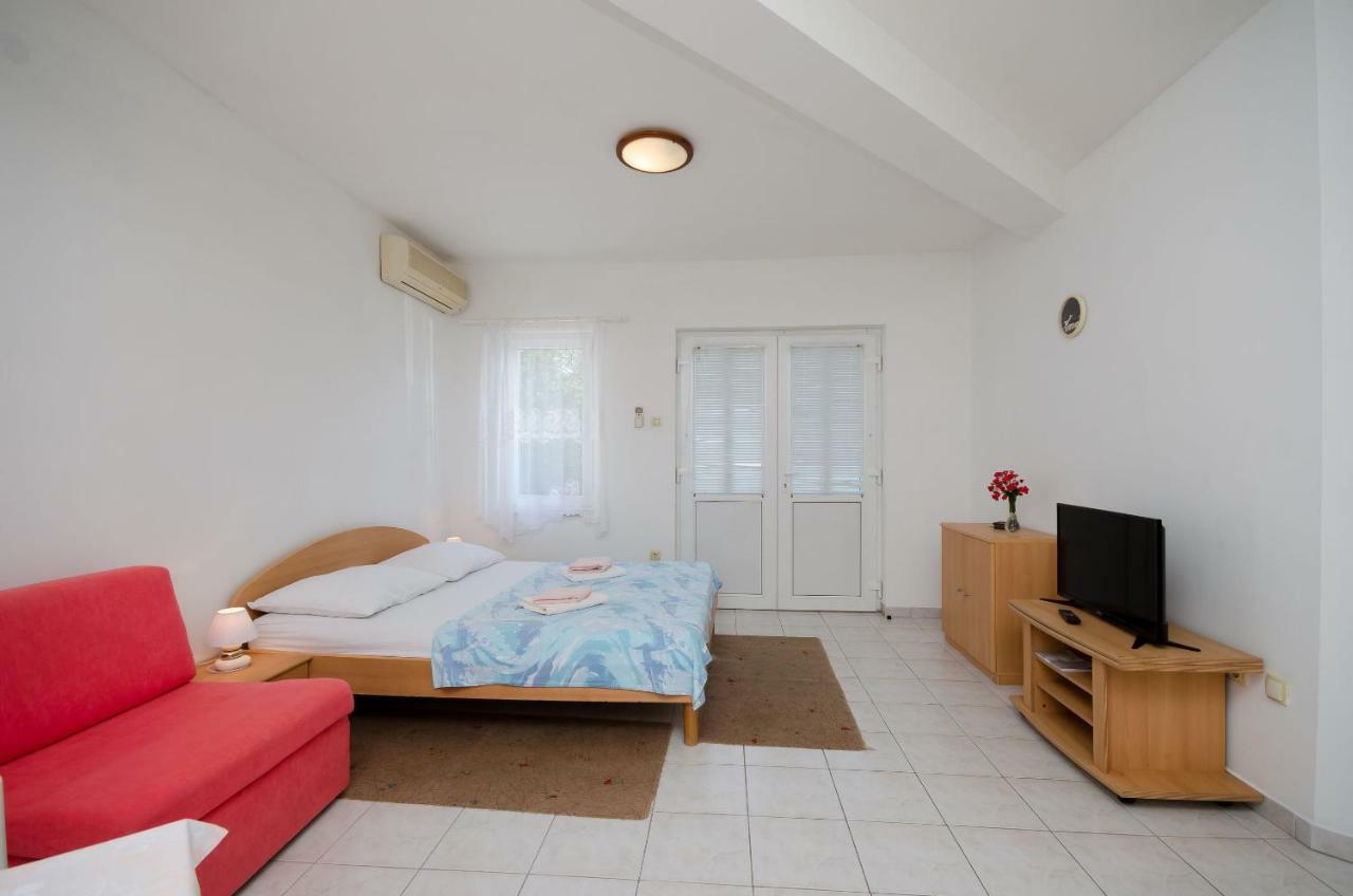 Apartments Branimir 诺维·维诺多尔斯基 外观 照片